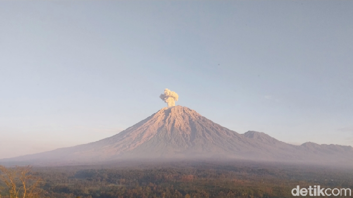 Erupsi Gunung Semeru